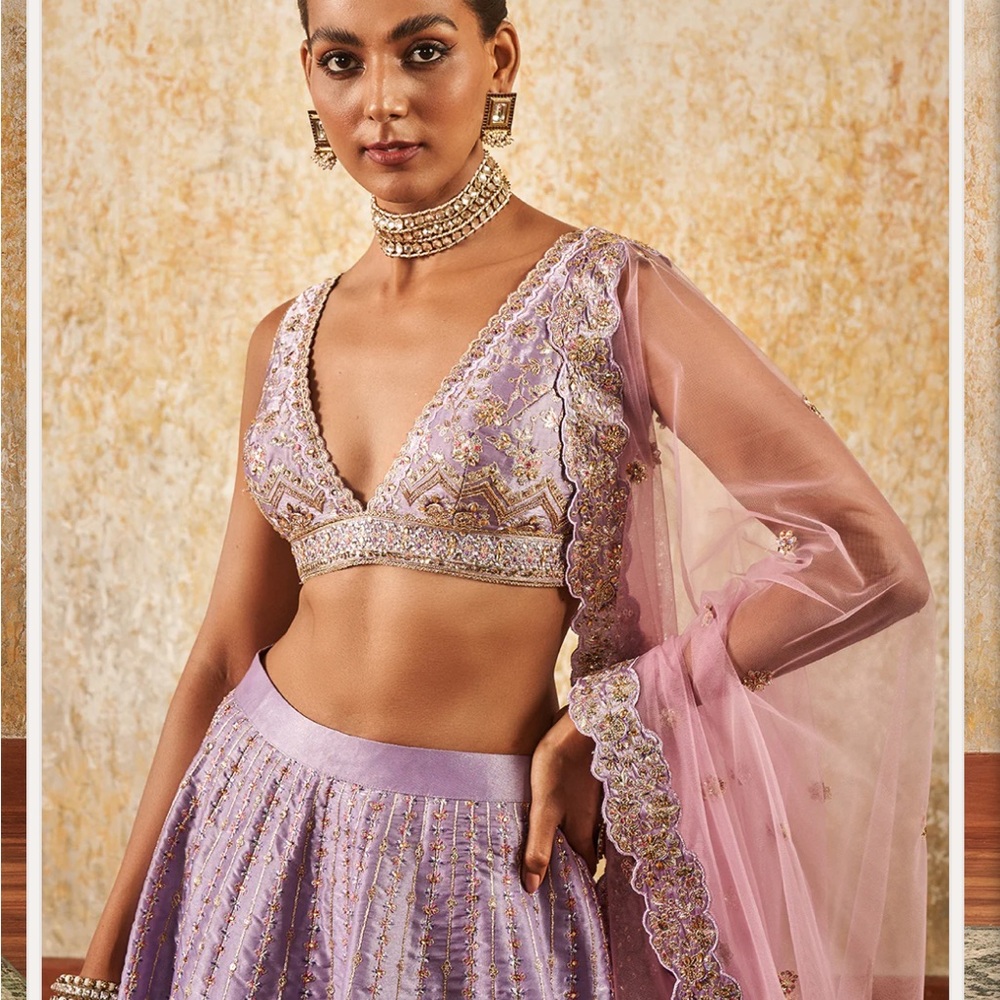 Light Purple Embroidered Lehenga Lashkaraa Indian Dress - Picture 2 of 11